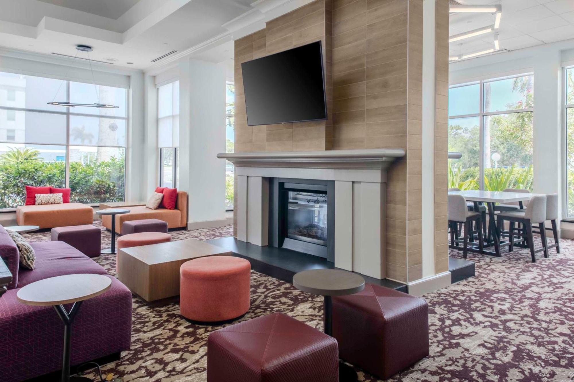 Hilton Garden Inn Sarasota-Bradenton Airport Exterior foto